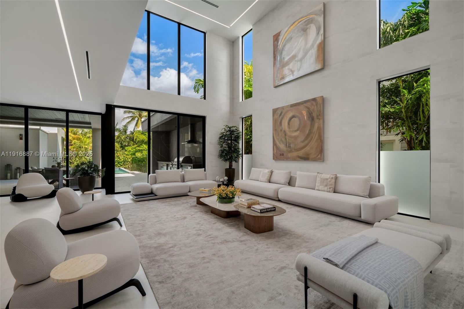 AQUA MARINE - Residential