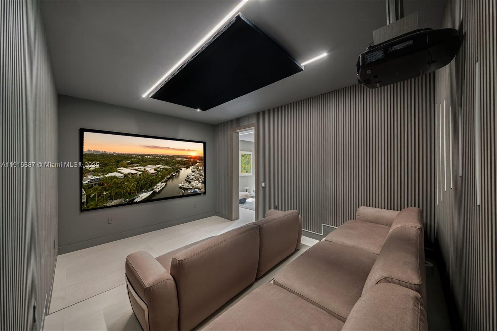 AQUA MARINE - Residential