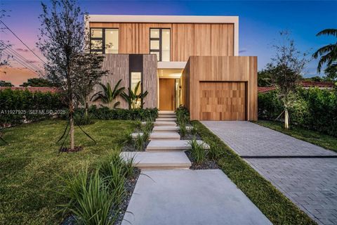 8935 Froude Ave Surfside FL 33154