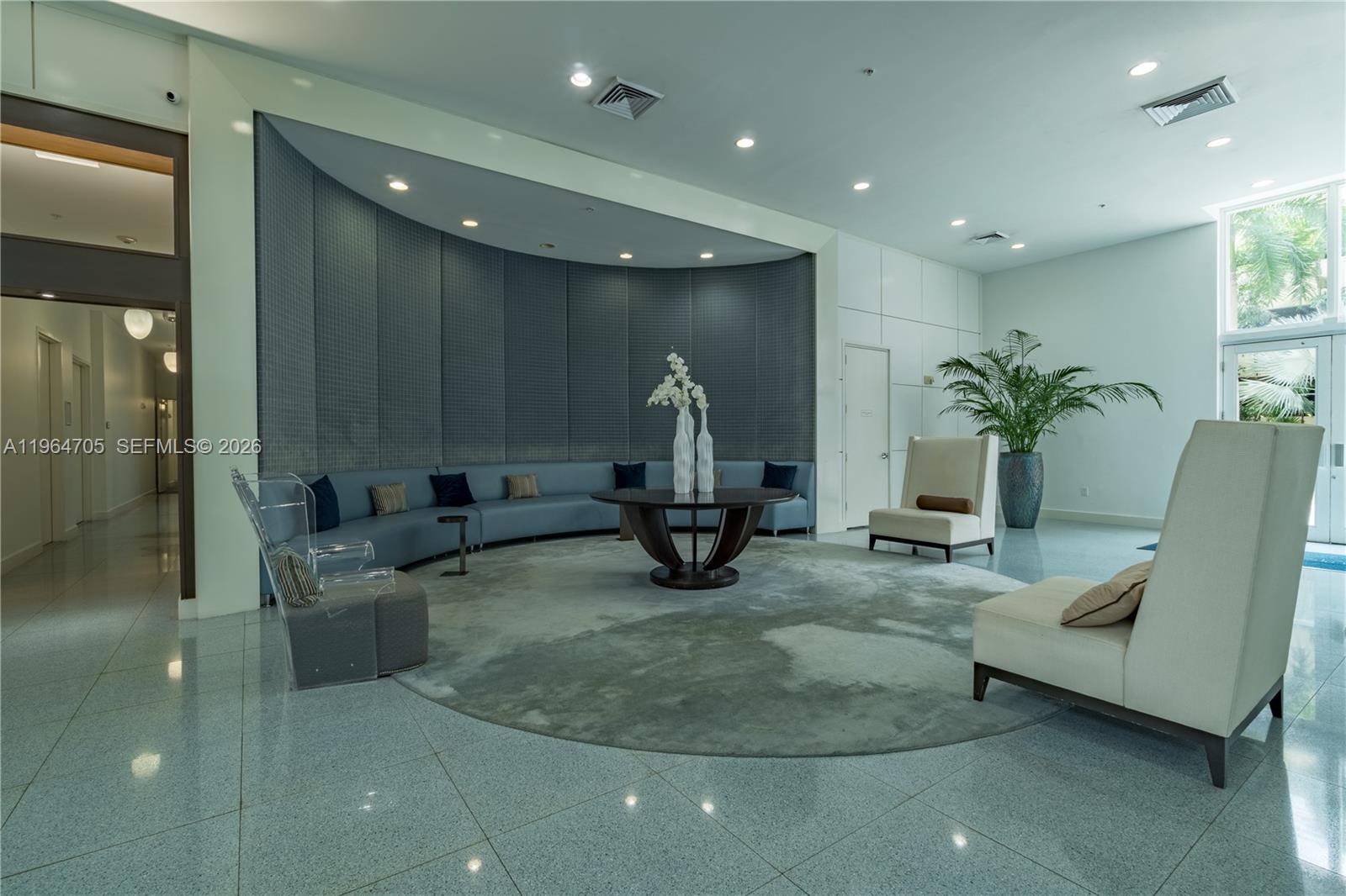 VENTURE AT AVENTURA EAST - Residential Lease