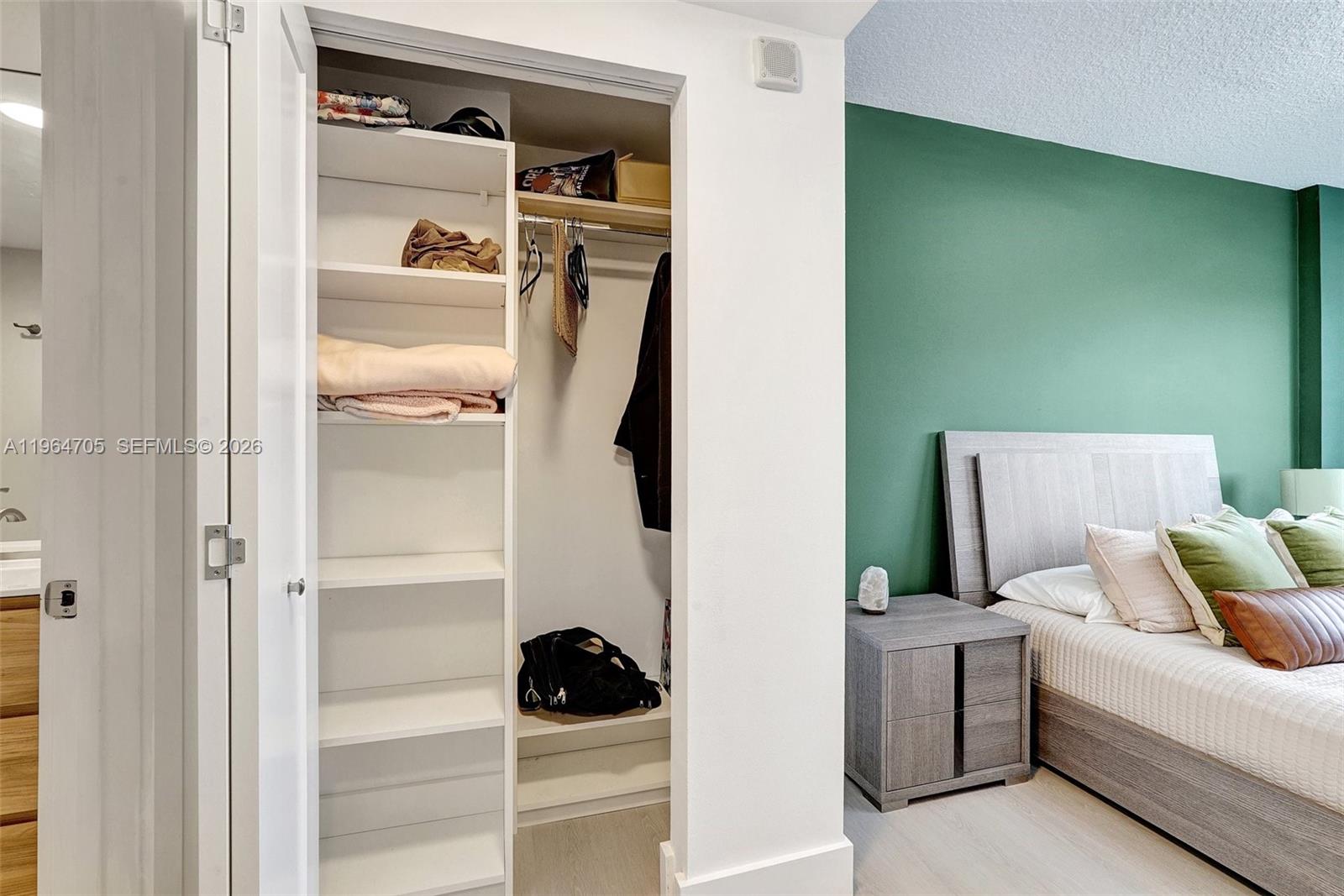 VENTURE AT AVENTURA EAST - Residential Lease