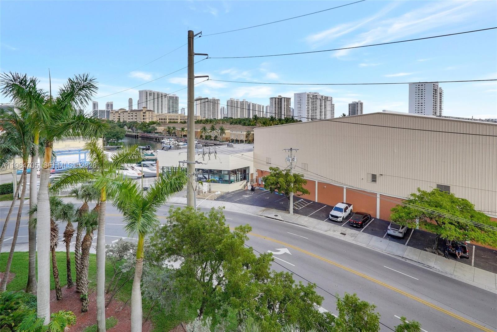 VENTURE AT AVENTURA EAST - Residential Lease