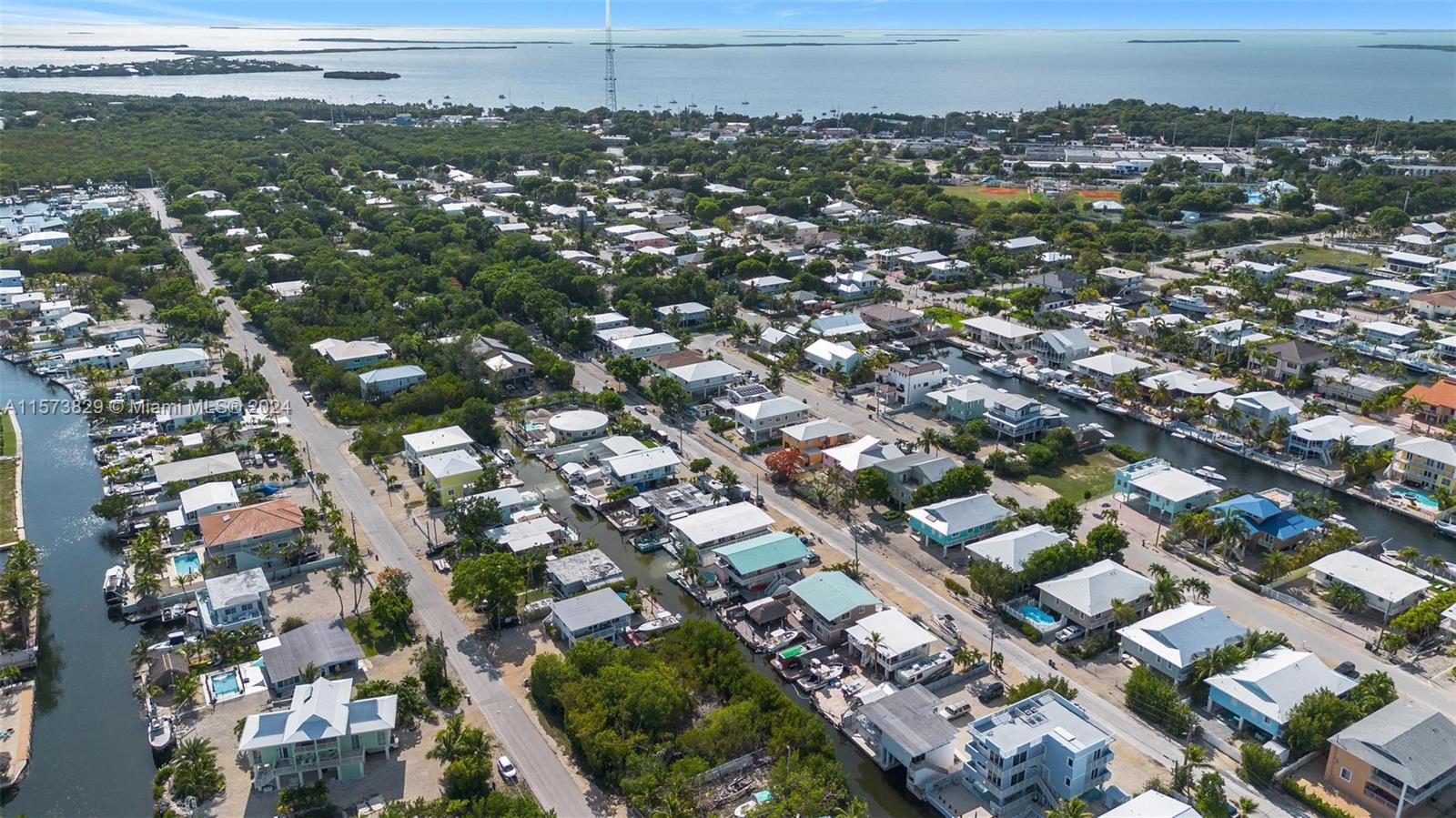 KEY LARGO BEACH - Land