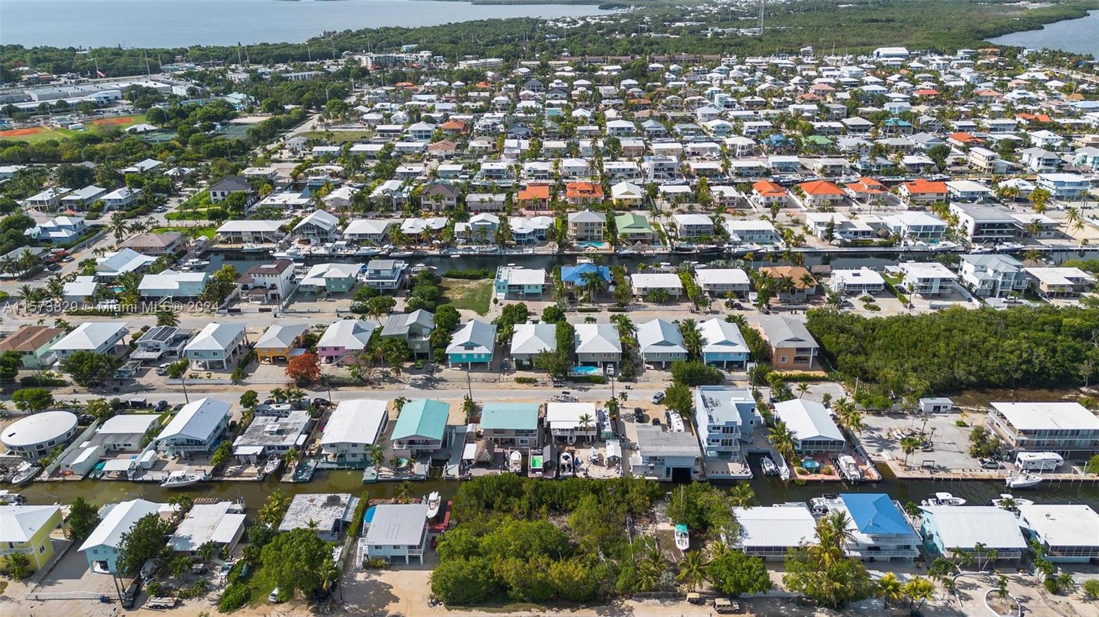 KEY LARGO BEACH - Land