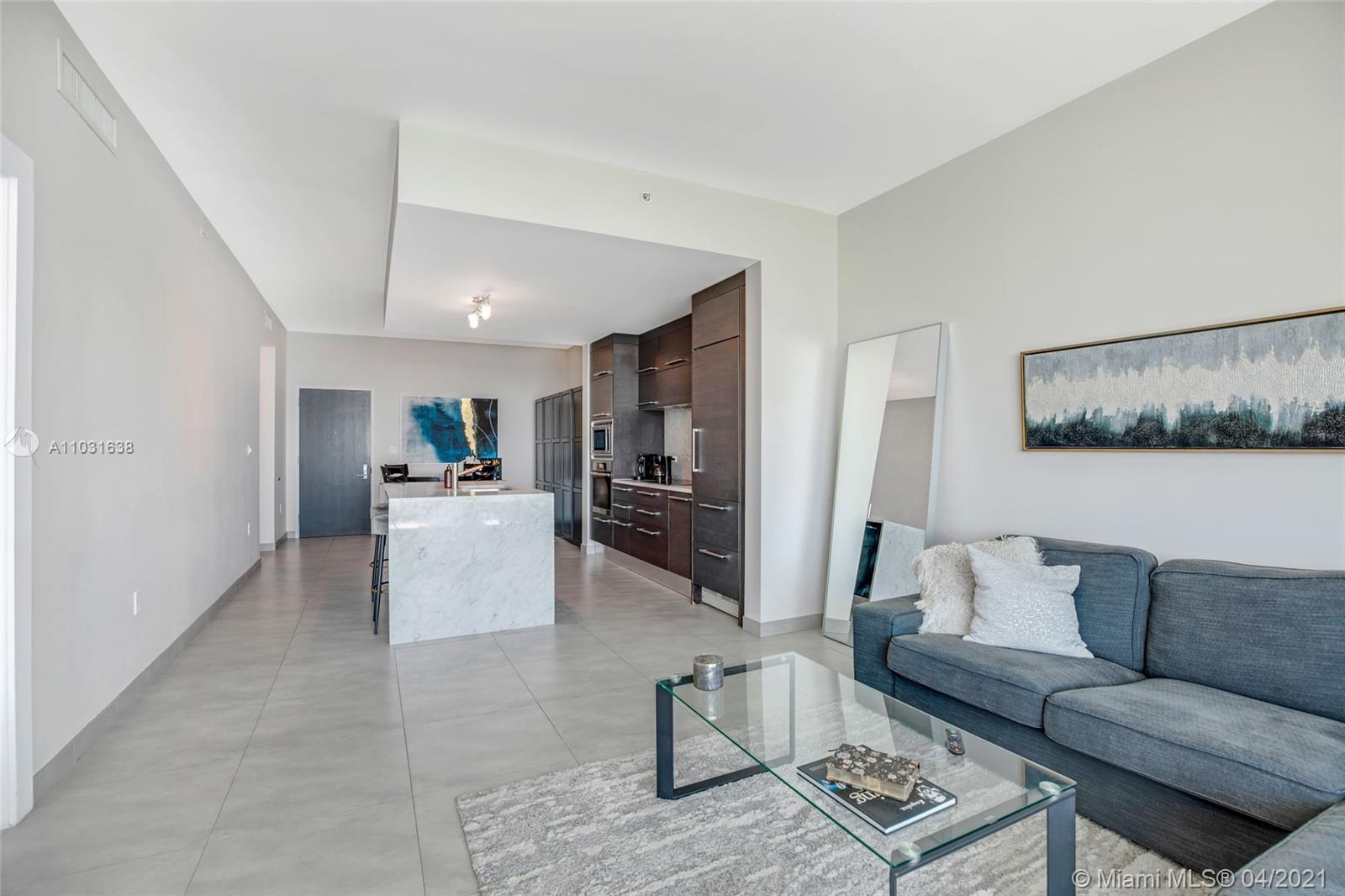 900 BISCAYNE BAY CONDO - Residential