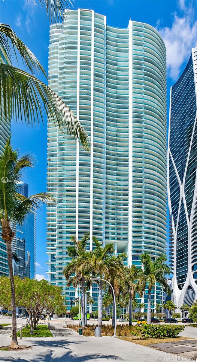900 BISCAYNE BAY CONDO - Residential