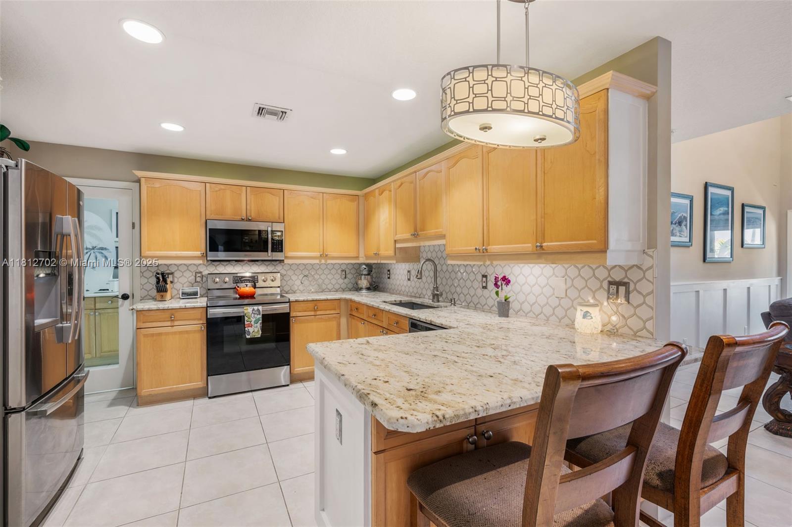NORTH PALM BEACH HEIGHTS - Residential