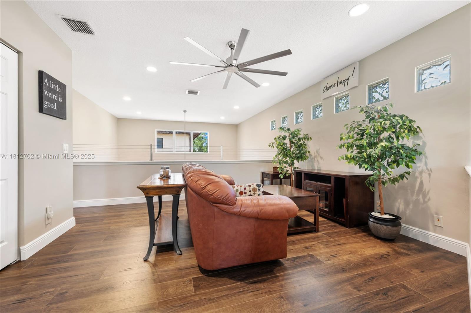 NORTH PALM BEACH HEIGHTS - Residential