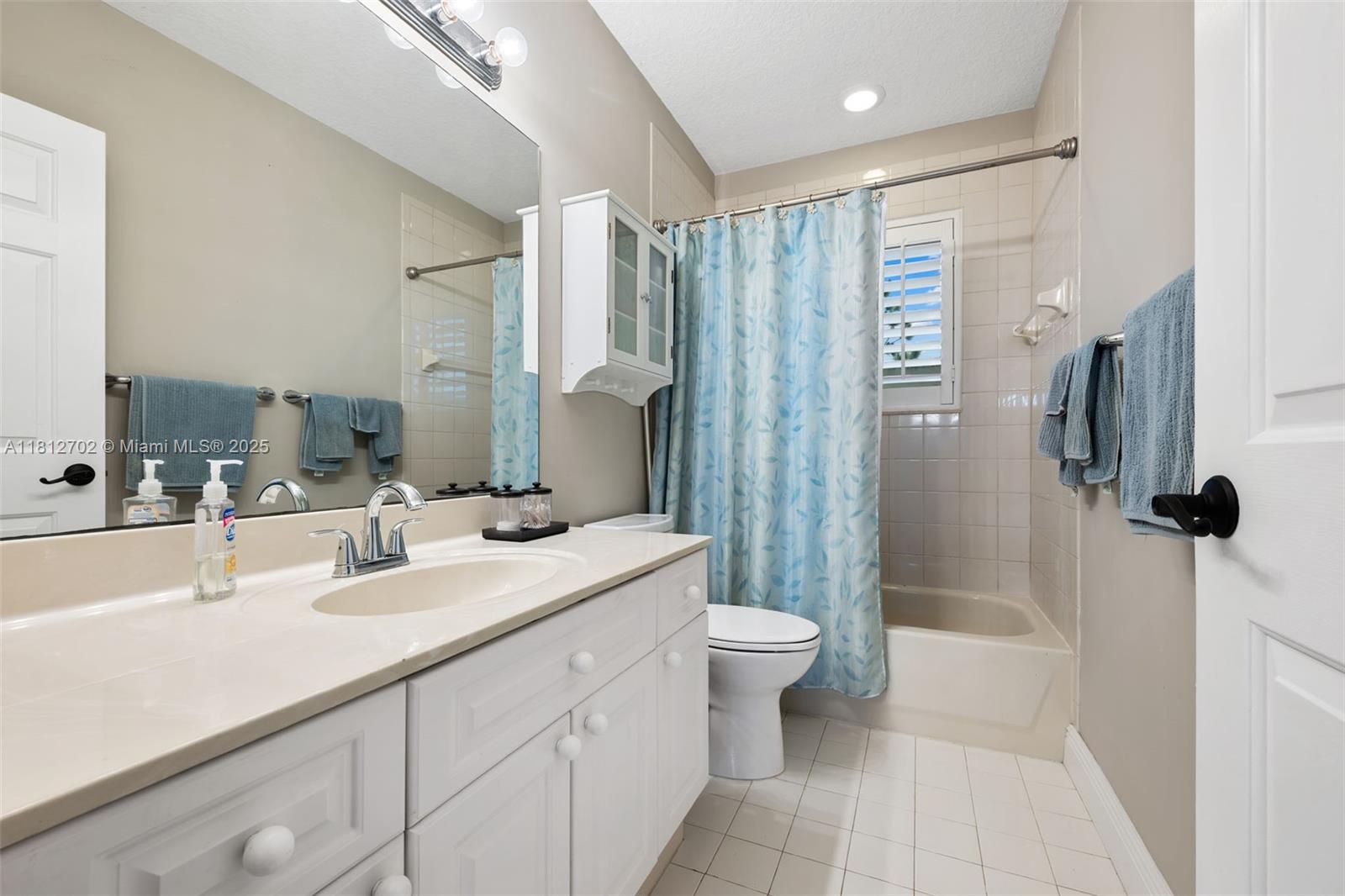 NORTH PALM BEACH HEIGHTS - Residential