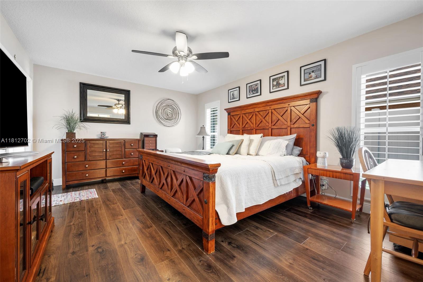 NORTH PALM BEACH HEIGHTS - Residential