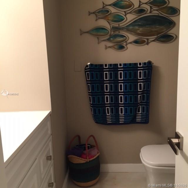 ARLEN BEACH CONDO - Residential Lease