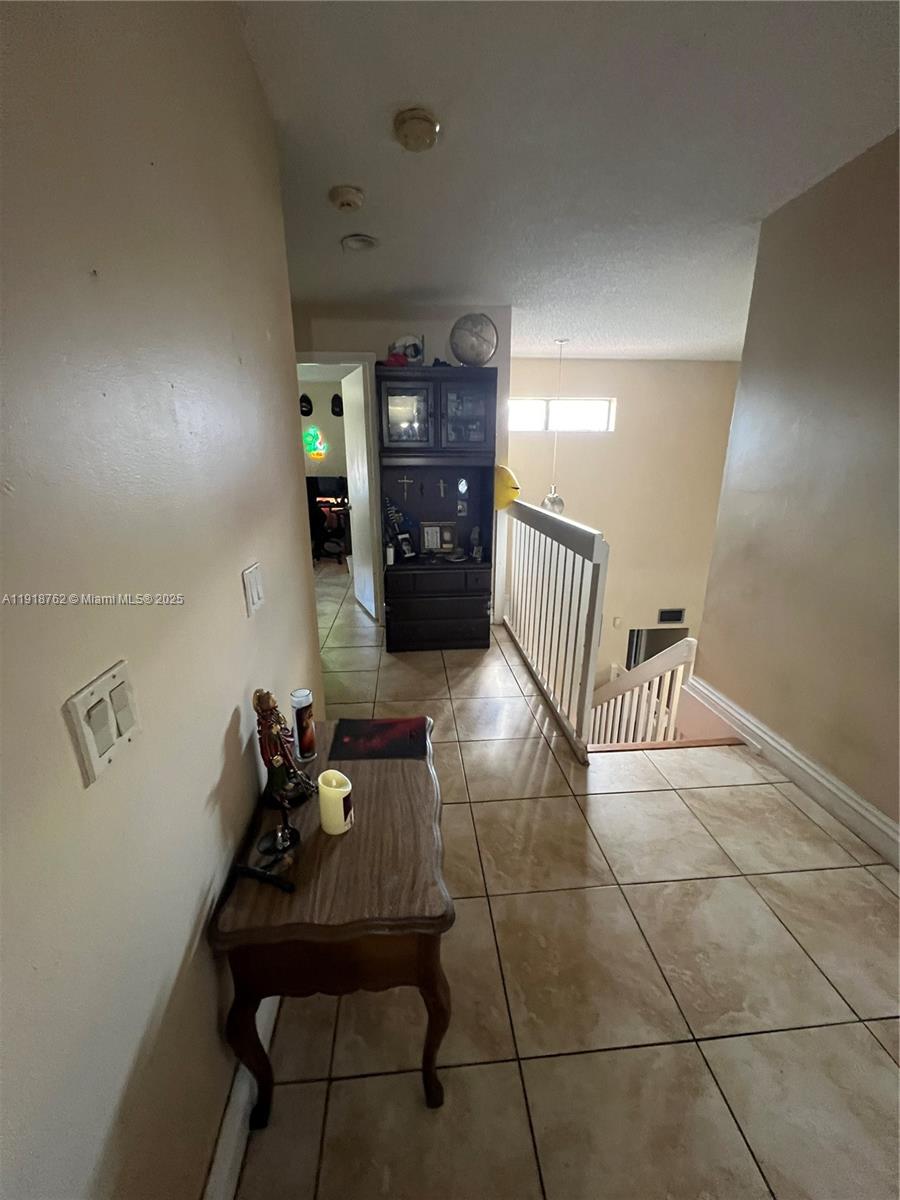 LAKES MEADOW VILG HOMES C - Residential