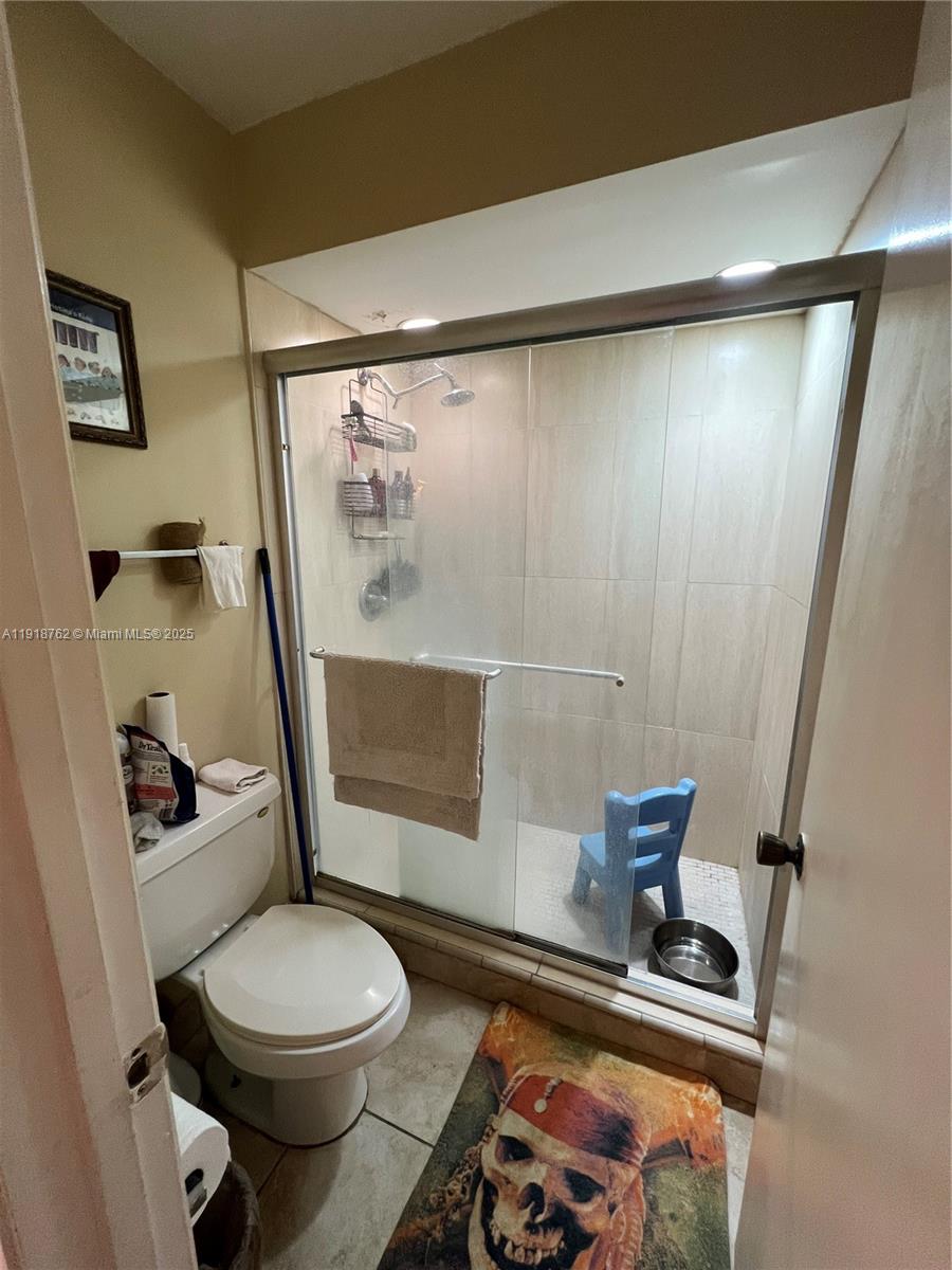 LAKES MEADOW VILG HOMES C - Residential