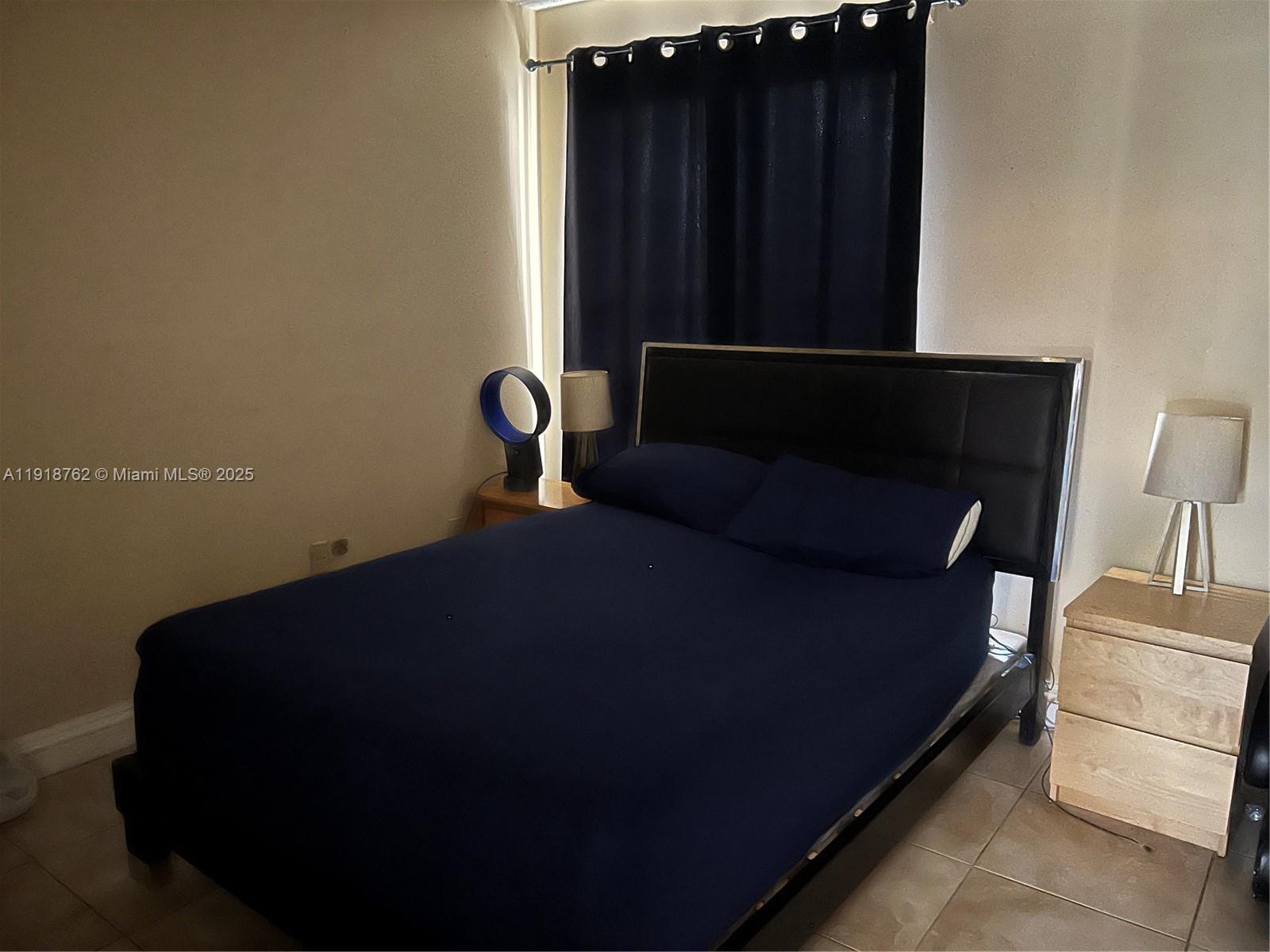 LAKES MEADOW VILG HOMES C - Residential