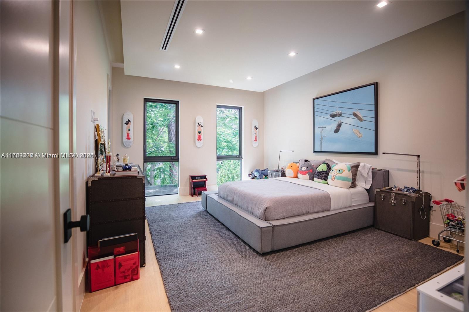 DAVIS OAKS - Residential
