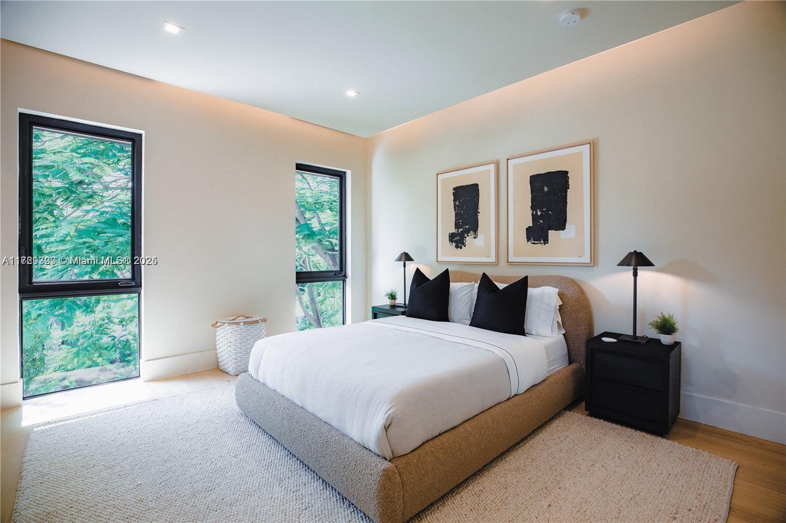 DAVIS OAKS - Residential