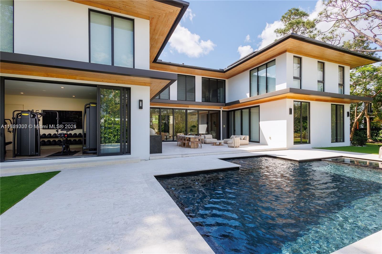 DAVIS OAKS - Residential