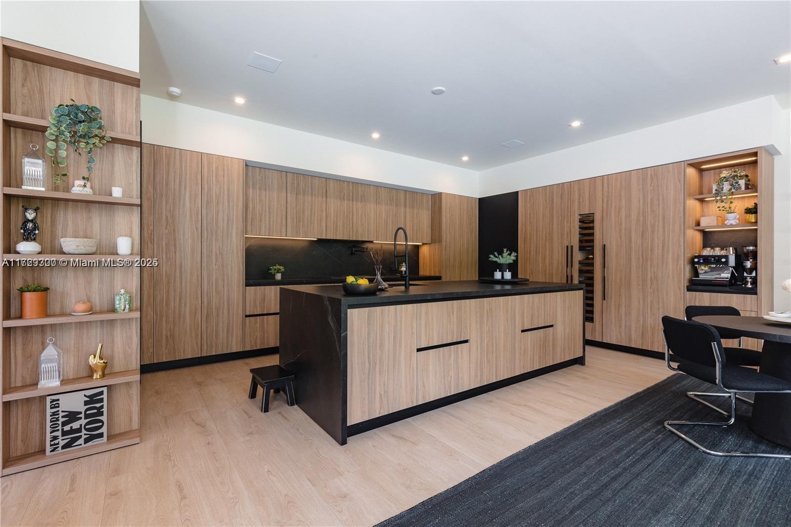 DAVIS OAKS - Residential