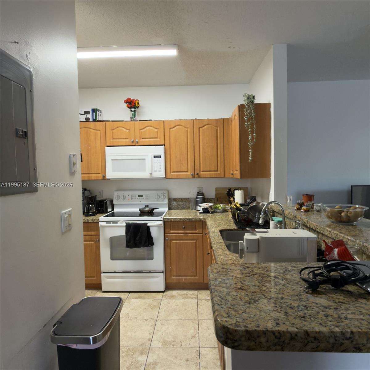 EMERALD COURTS - OPAL CRE - Residential