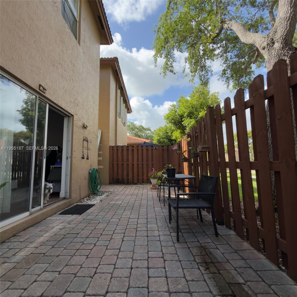 EMERALD COURTS - OPAL CRE - Residential