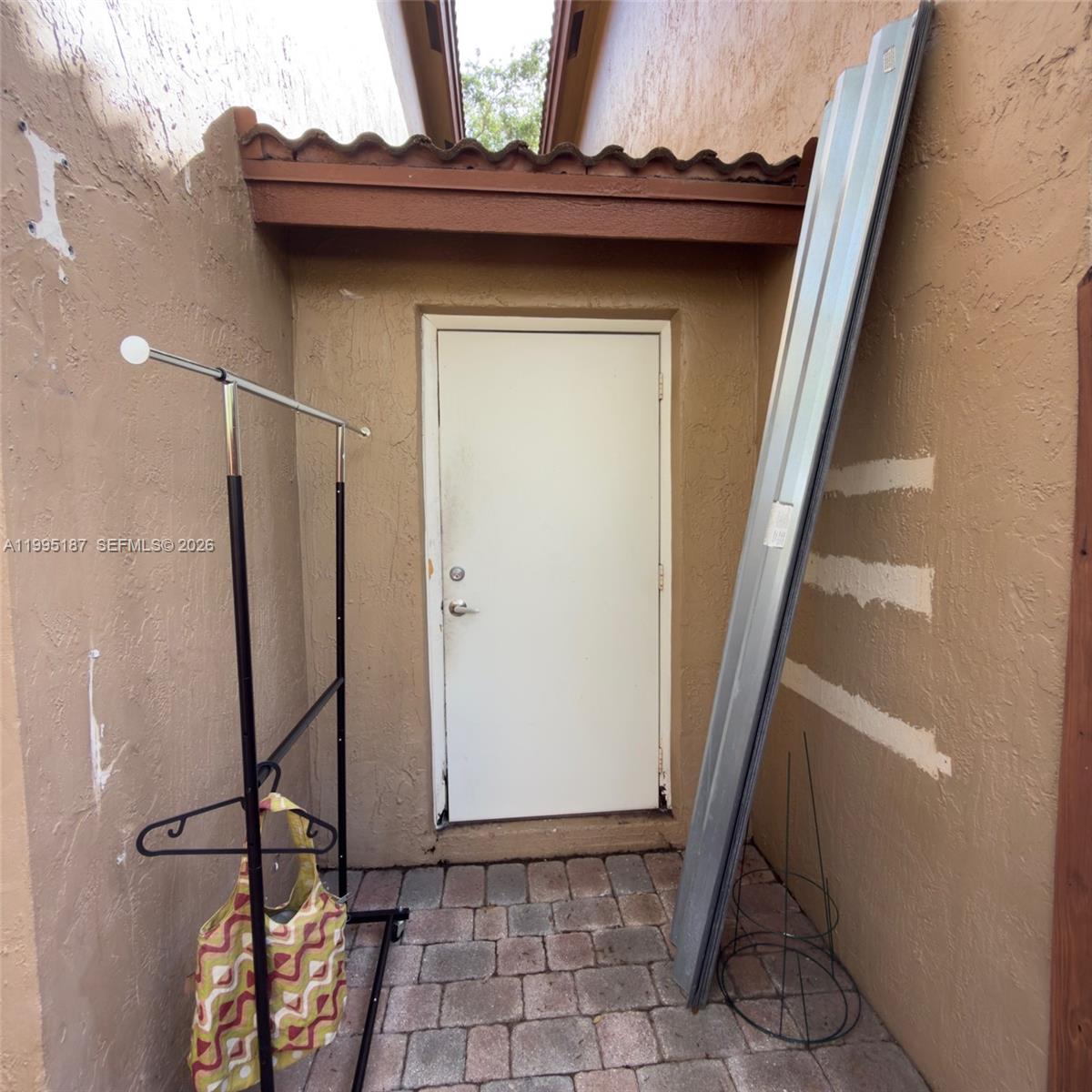 EMERALD COURTS - OPAL CRE - Residential