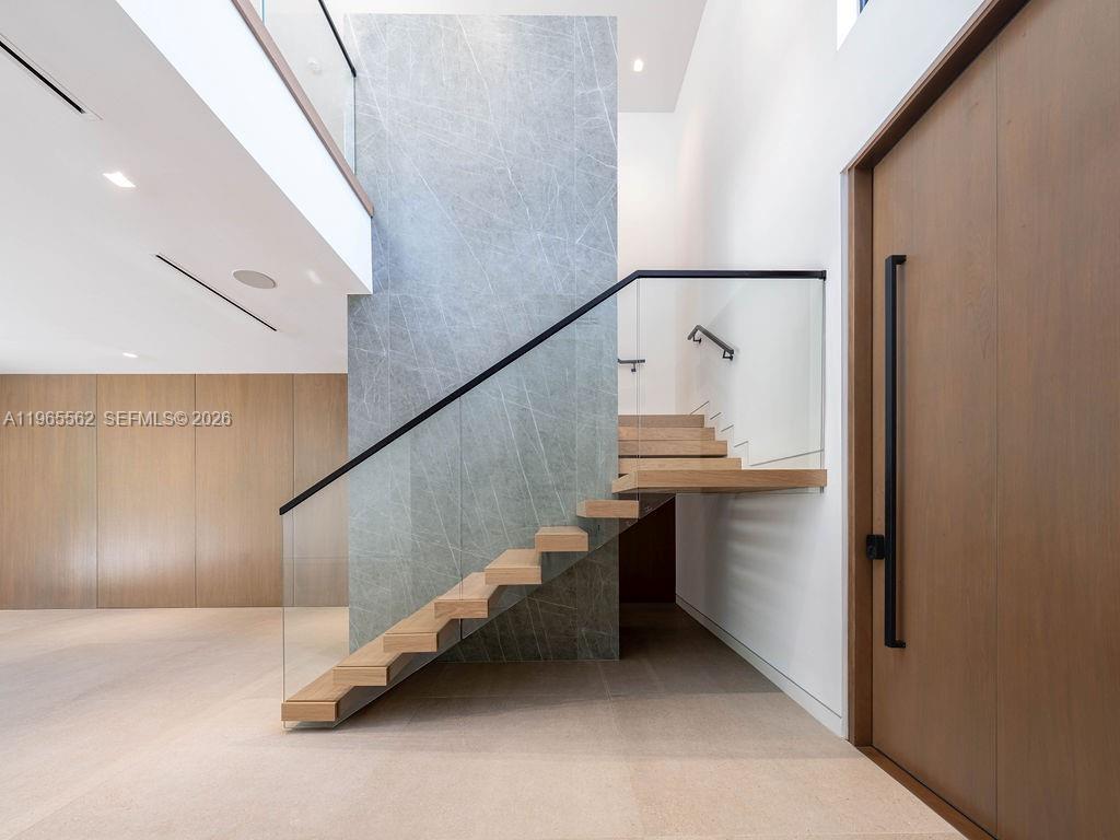 BAY HEIGHTS - Residential