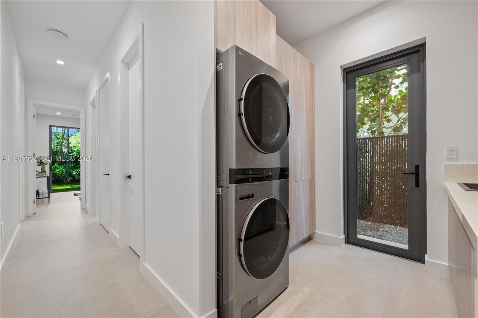 BAY HEIGHTS - Residential