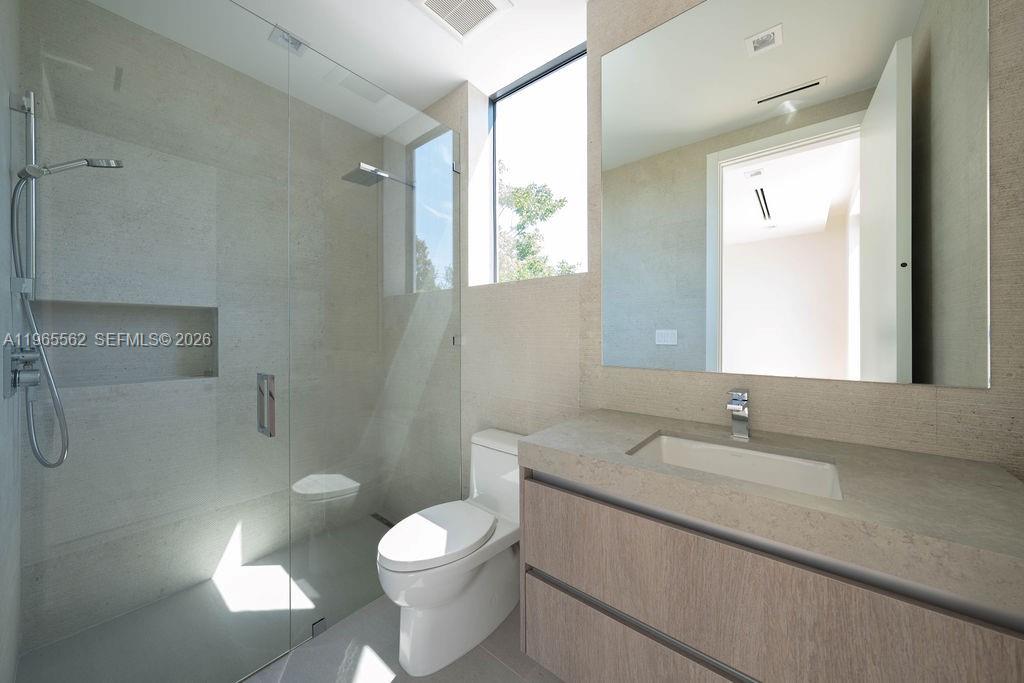 BAY HEIGHTS - Residential