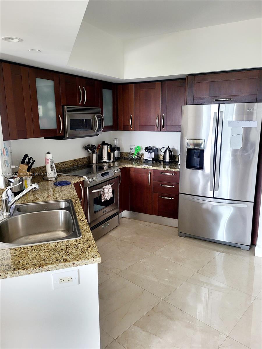 19900 E Country Club Dr 1207