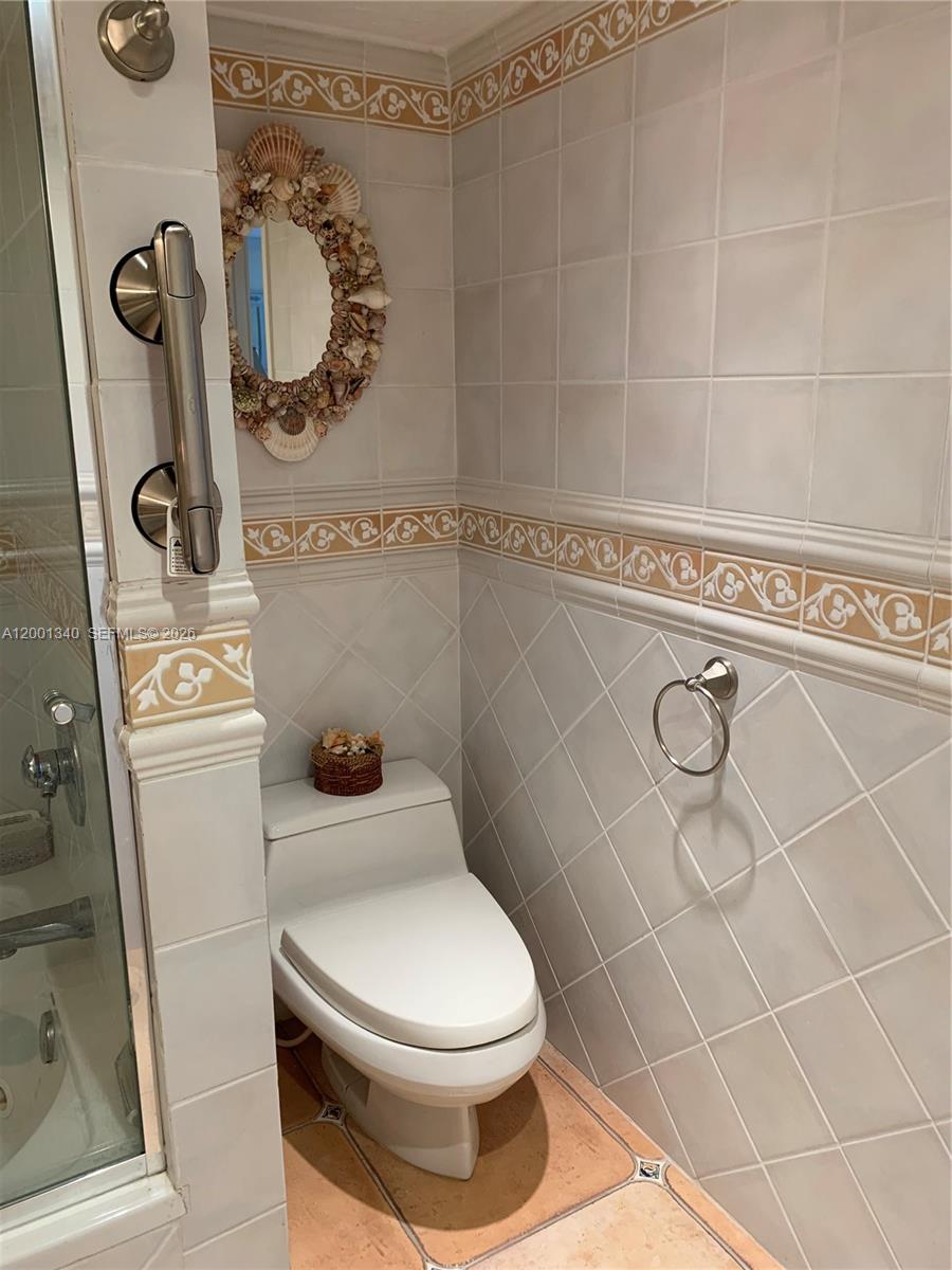 CLUB ATLANTIS CONDO - Residential Lease