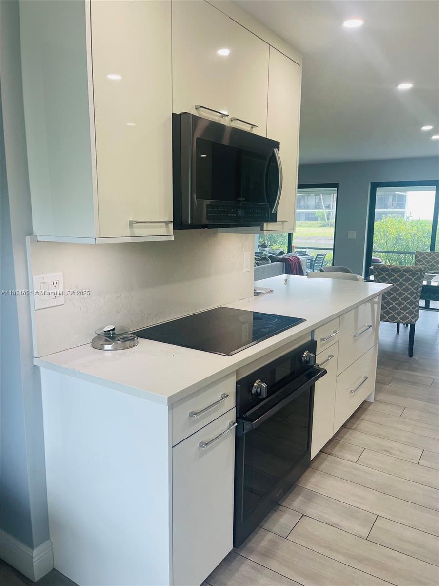 GARDENS OF LAKEWOOD CONDO - Residential