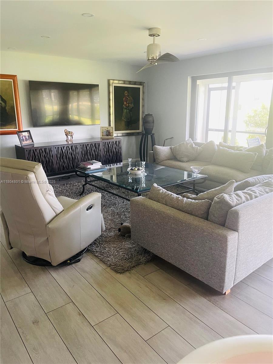 GARDENS OF LAKEWOOD CONDO - Residential