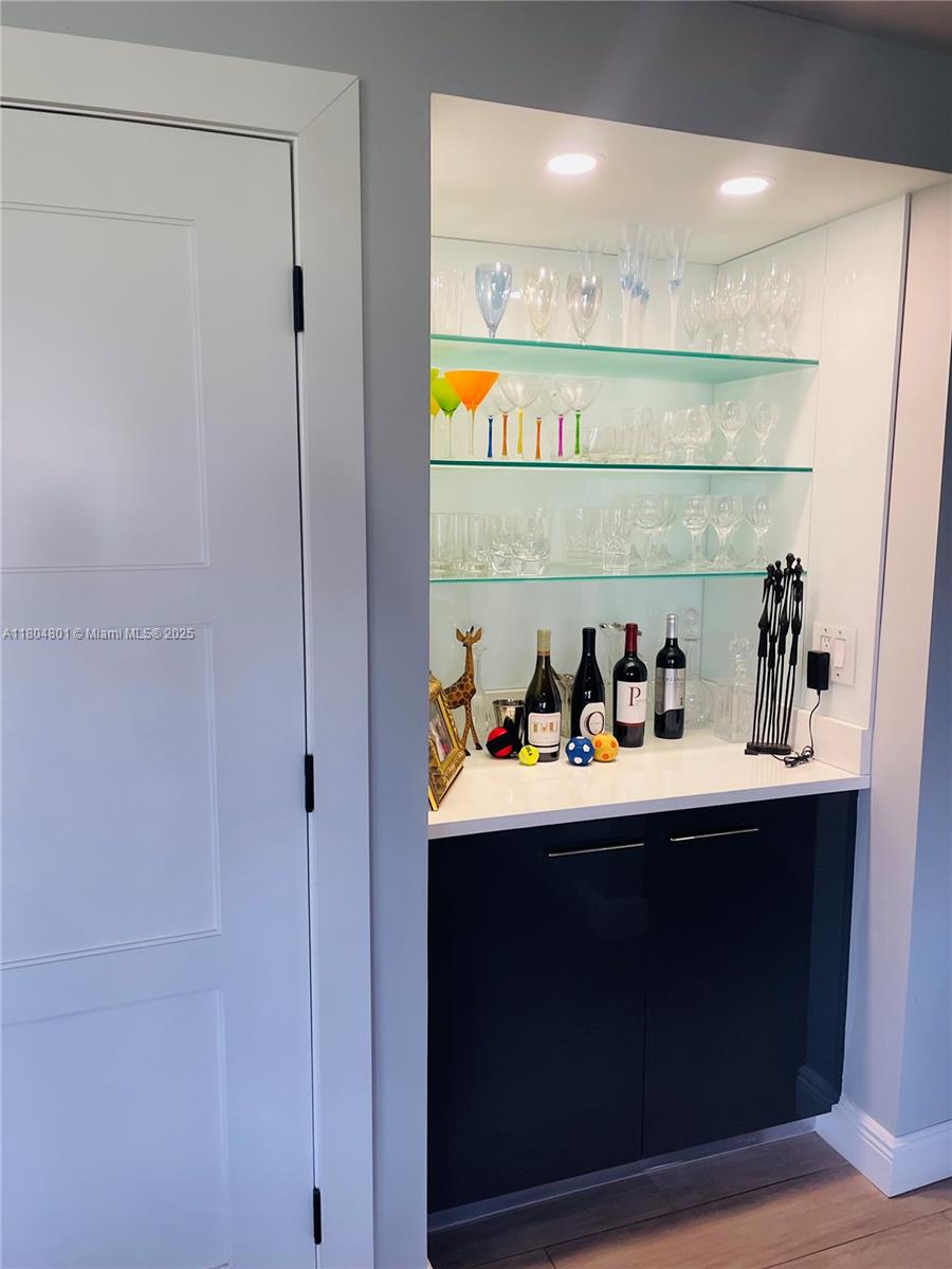 GARDENS OF LAKEWOOD CONDO - Residential