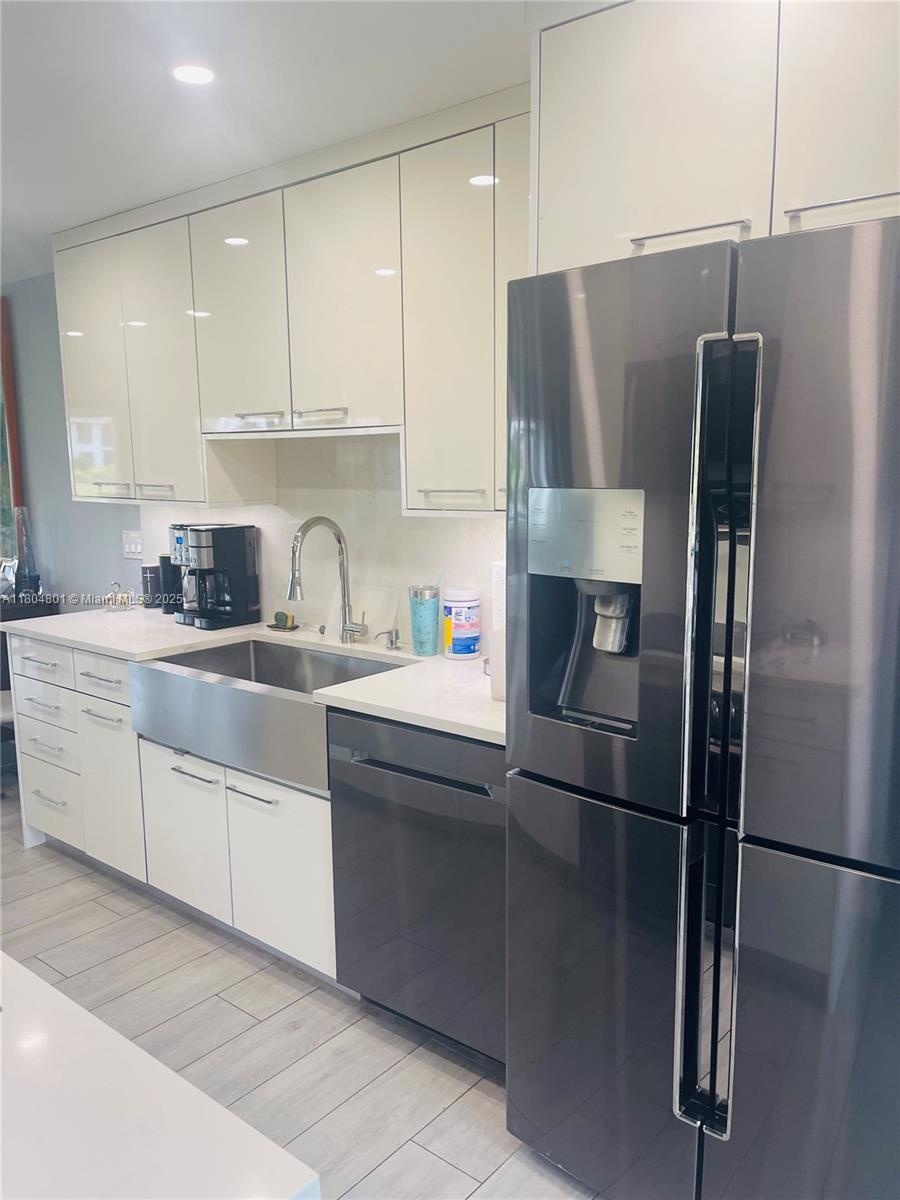 GARDENS OF LAKEWOOD CONDO - Residential