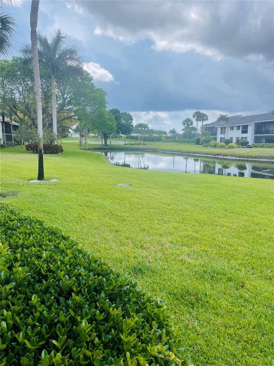 GARDENS OF LAKEWOOD CONDO - Residential