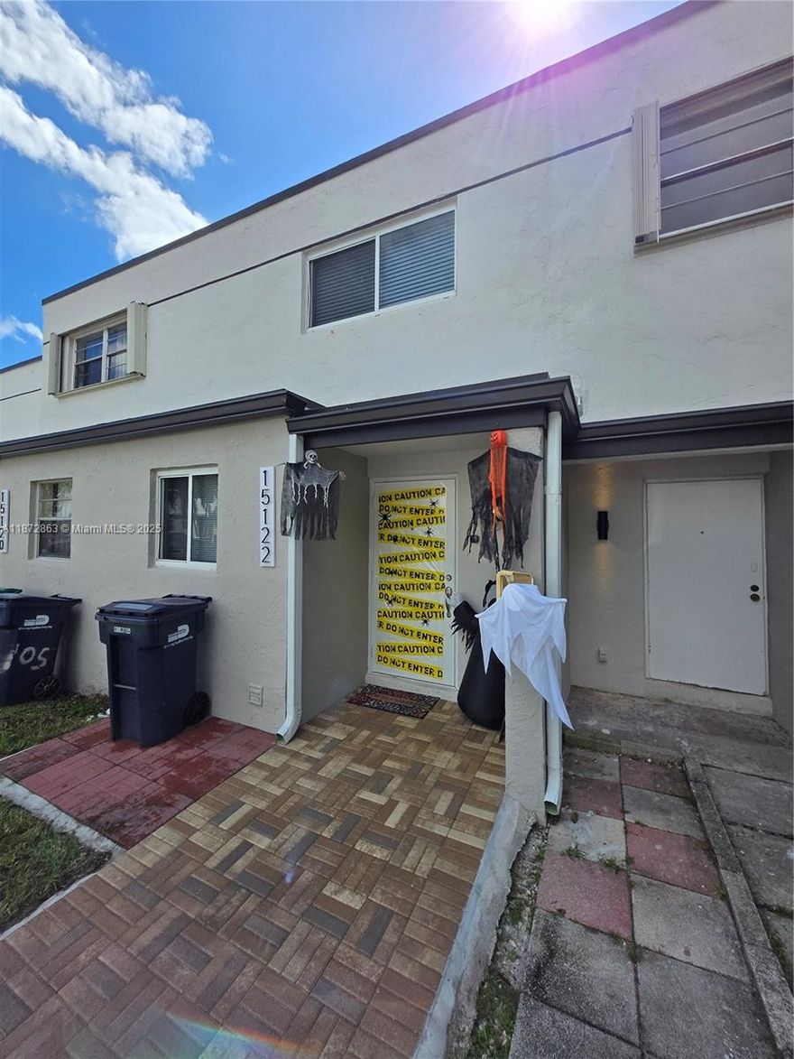 FHA APPROVED! Modern updated 2 story townhouse with two large master suites and a half bathroom downstairs. Nice sized yard and dedicated parking space with plenty of guest and street parking. Association just replaced the roofs and painted the exterior. Fha, VA and conventional approved with minimum down payment. Association has reserves. Washer and dryer inside the unit. NO flood ZONE