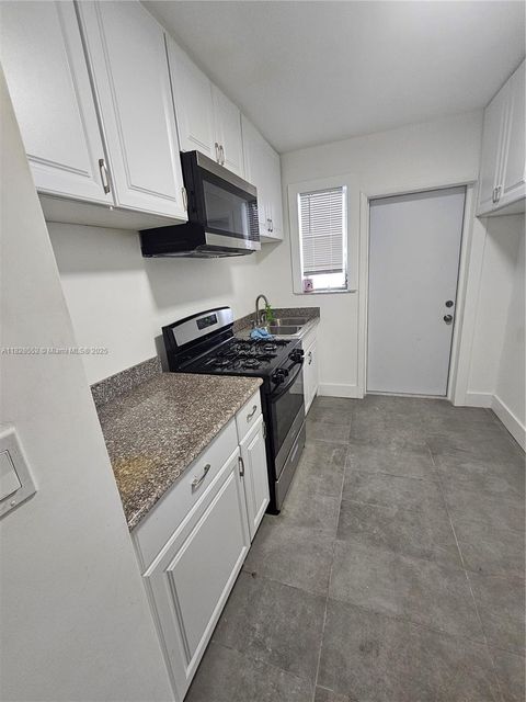7825 Crespi Blvd 2 Miami Beach FL 33141