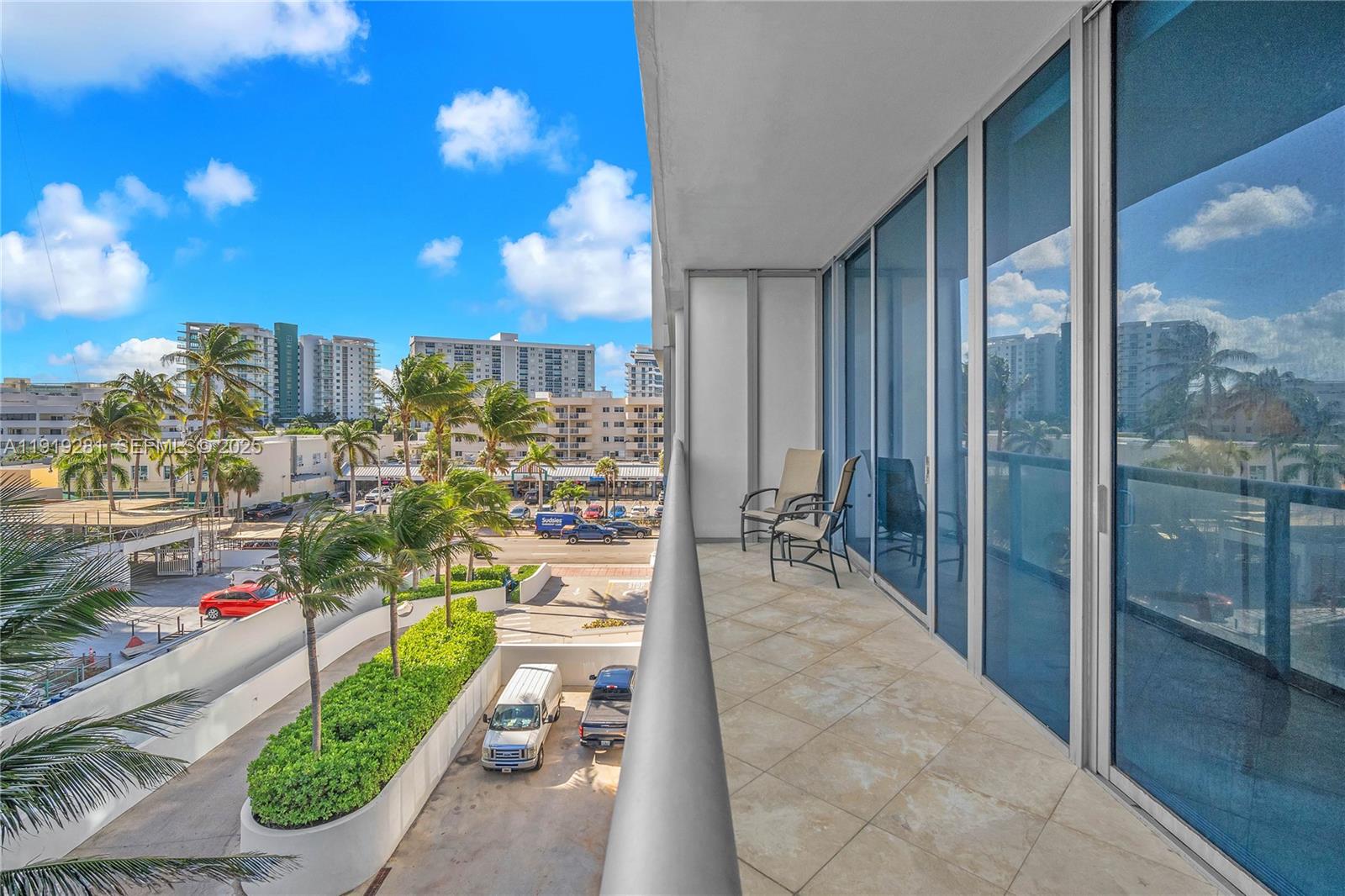 6799 Collins Ave 309