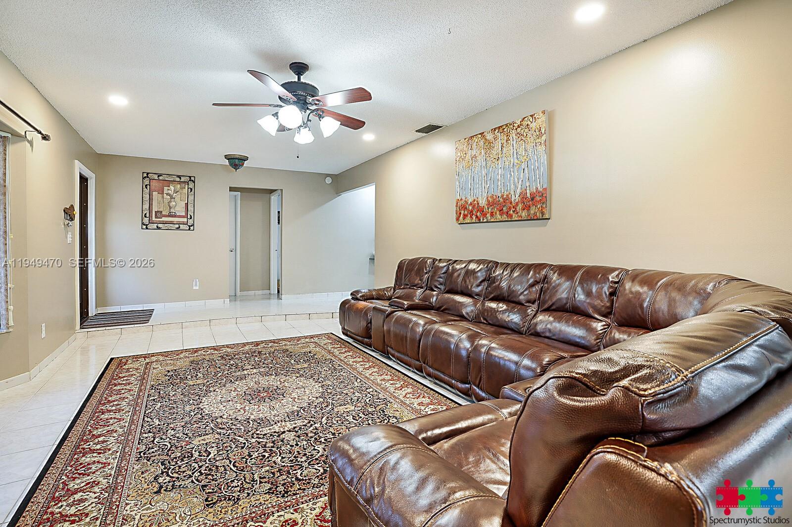 RAINBOW LAKES - Residential