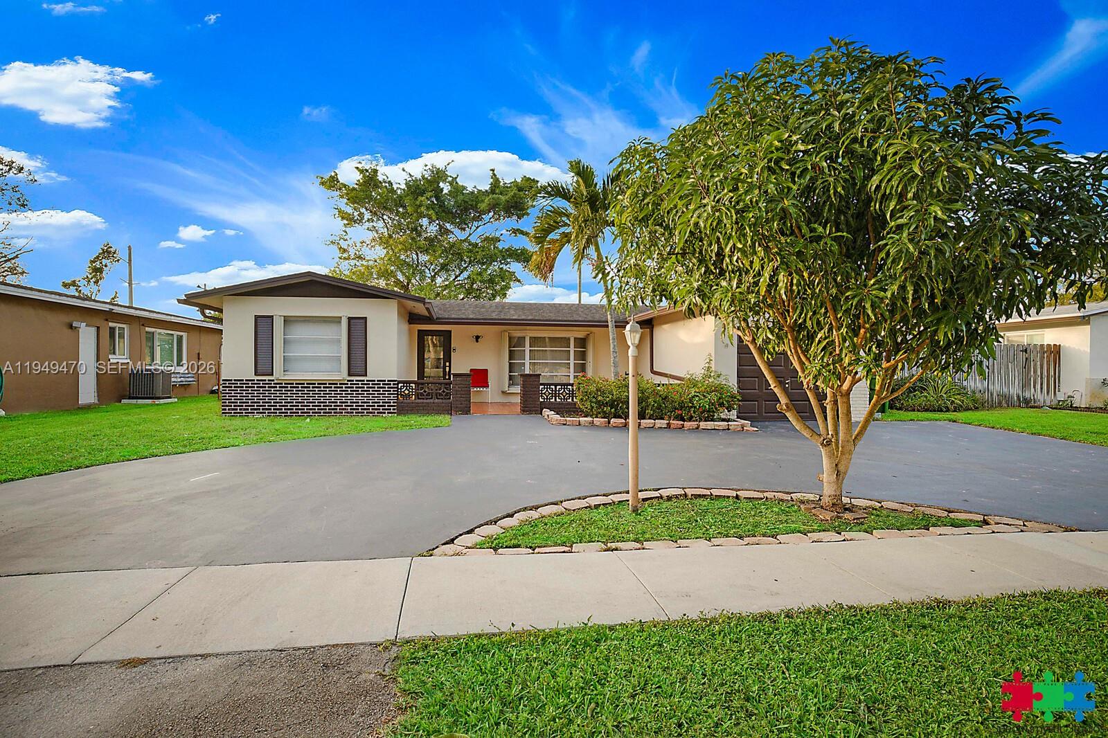 RAINBOW LAKES - Residential