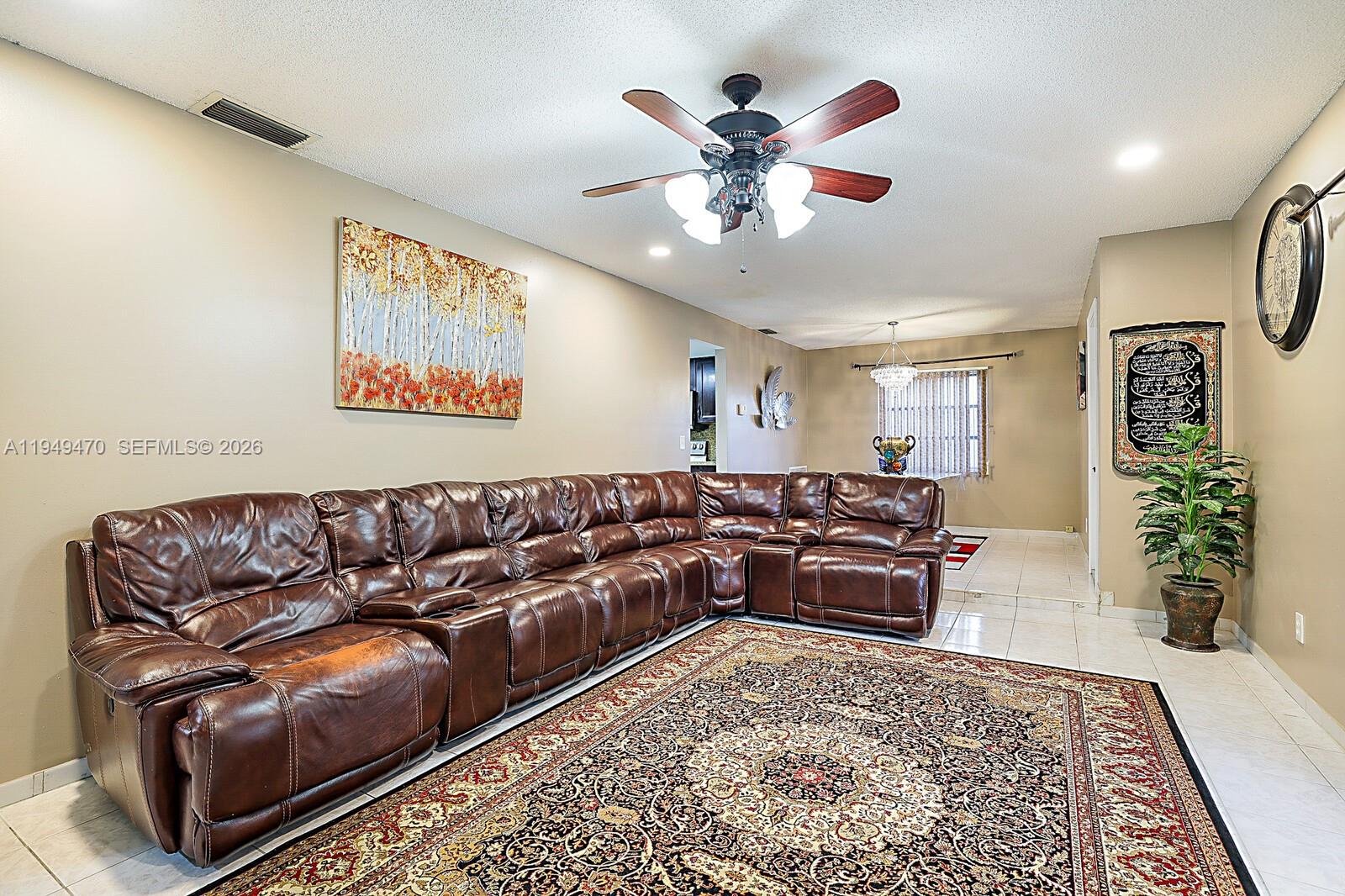 RAINBOW LAKES - Residential