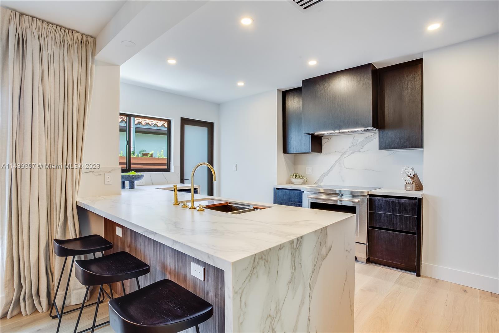 LA GORCE GOLF SUB - Residential