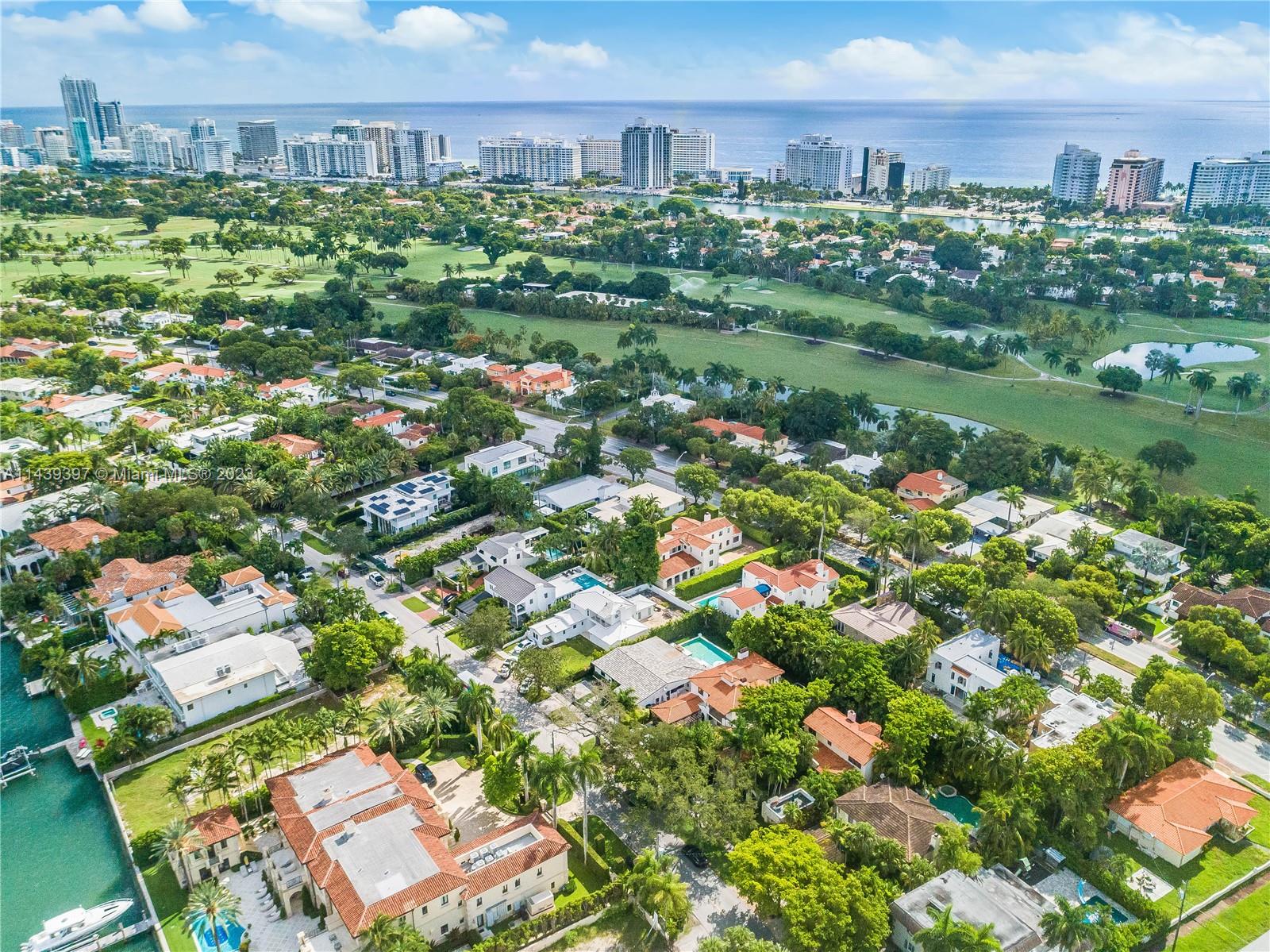 LA GORCE GOLF SUB - Residential