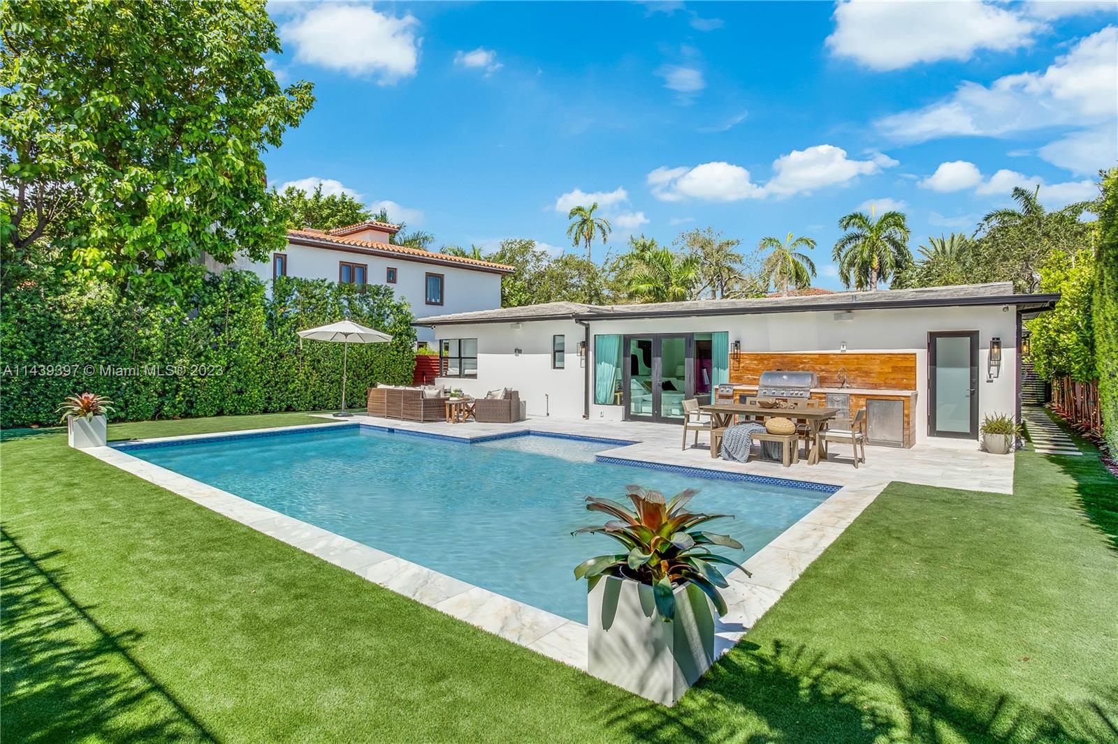 LA GORCE GOLF SUB - Residential