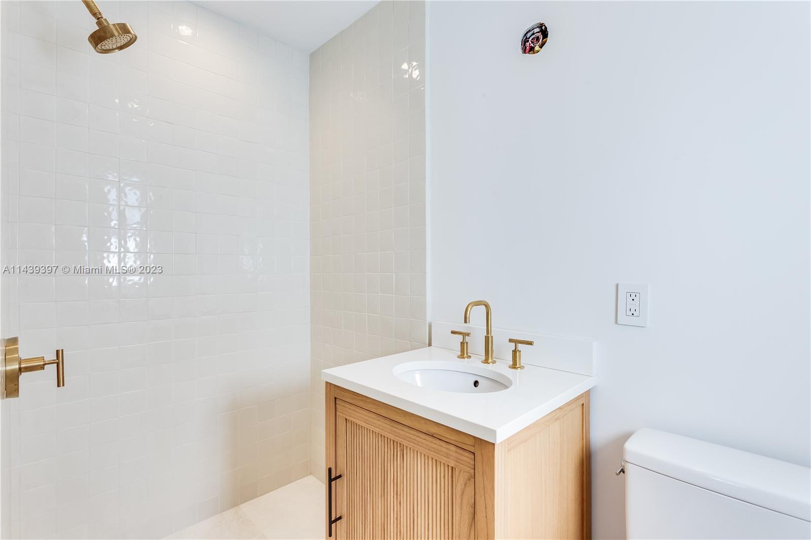 LA GORCE GOLF SUB - Residential