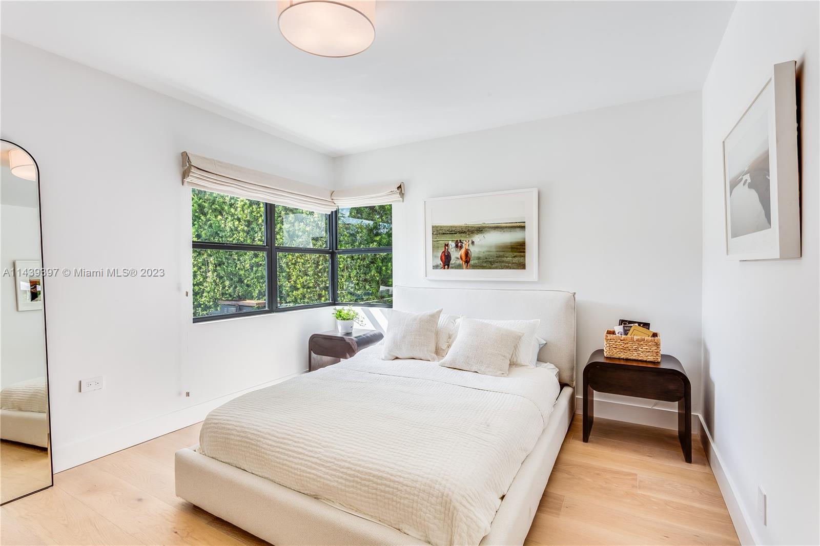 LA GORCE GOLF SUB - Residential