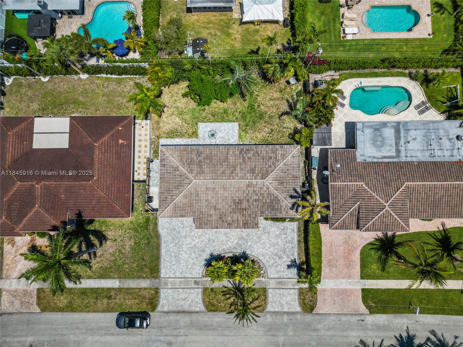 FLORESTA ESTATES - Residential Lease