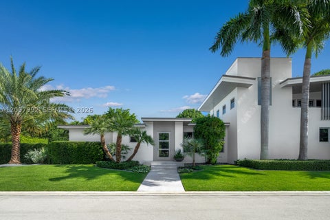 Photo of 123 W Dilido Dr, Miami Beach, FL 33139 (MLS # A12097992)