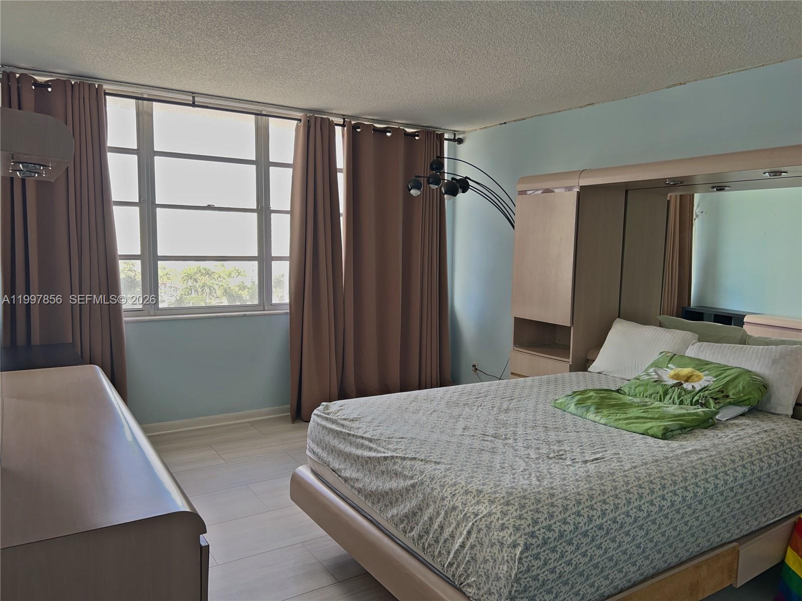 IMPERIAL TOWERS NORTH CON - Residential Lease