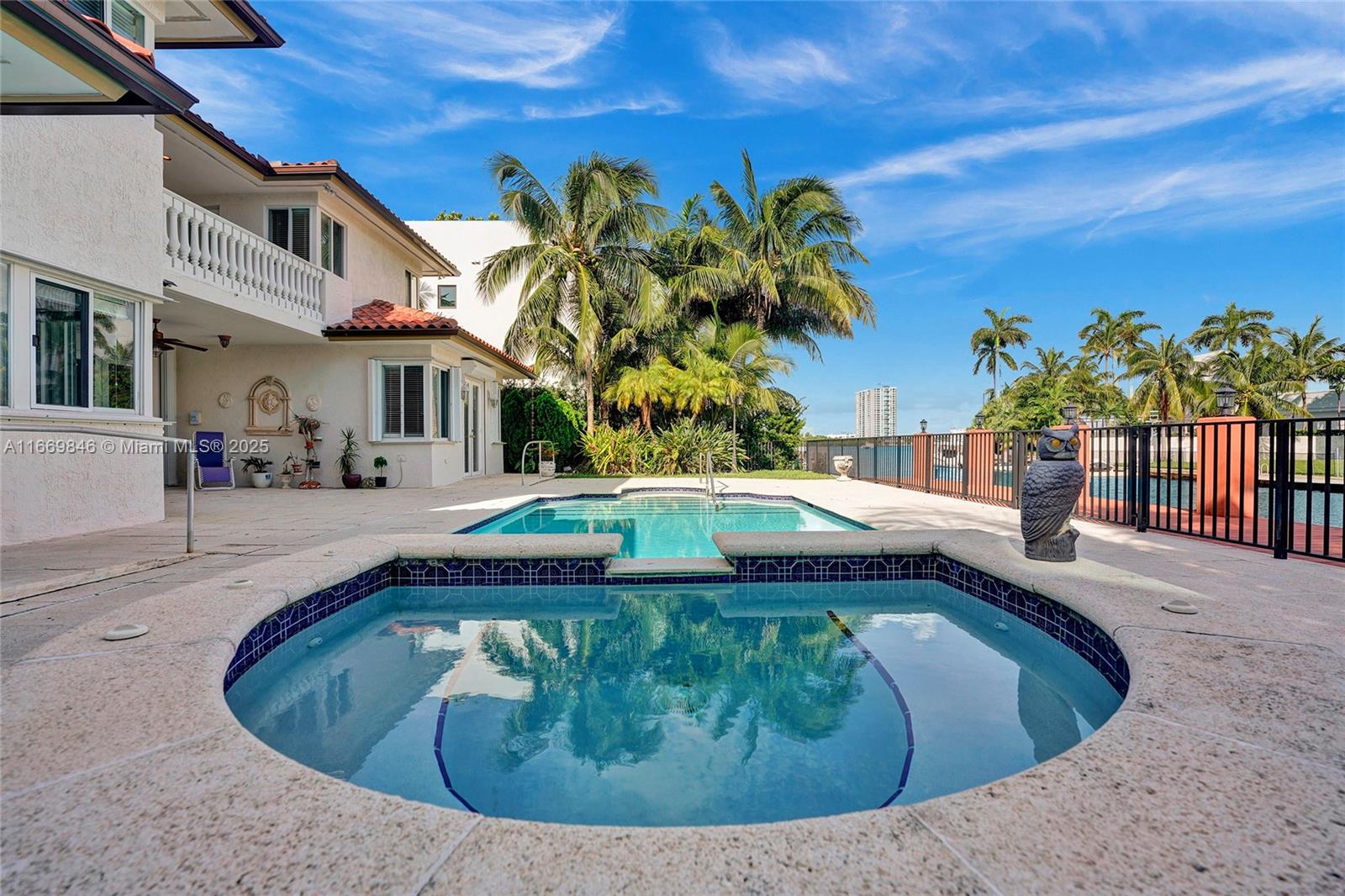 EASTERN SHORES 1ST ADDN - Residential